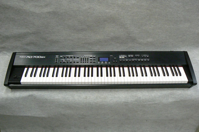 Roland - RD-700SX｜楽器レンタルのサウンドクルー